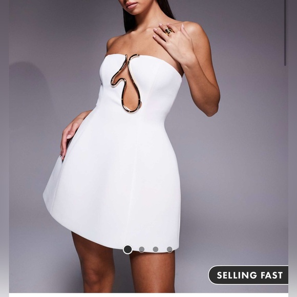 ASOS Dresses & Skirts - White Strapless ASOS Dress